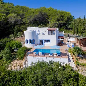  Villa Charming With Pool, Toni Mateu.